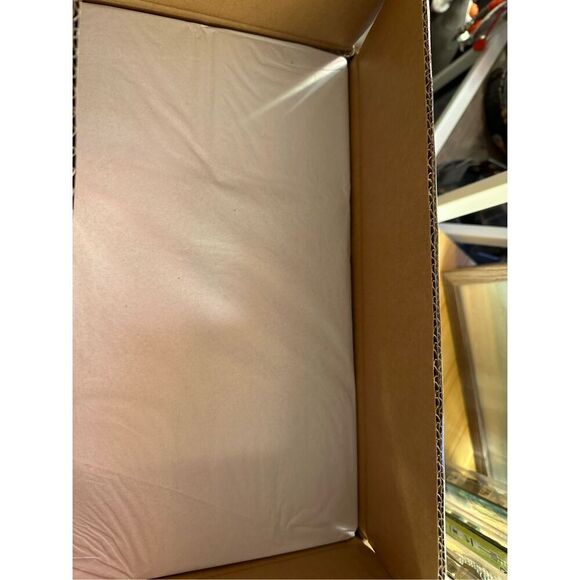 In-Hand Monster High Mattel | Elvira Mistress of the Dark (Skullector Doll) NEW - Picture 3 of 9